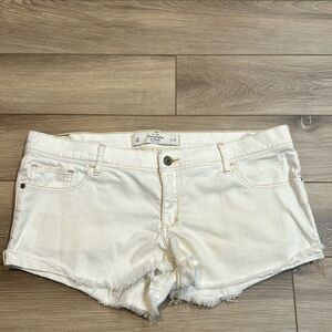 Abercrombie&Fitch white jean shorts size 12
